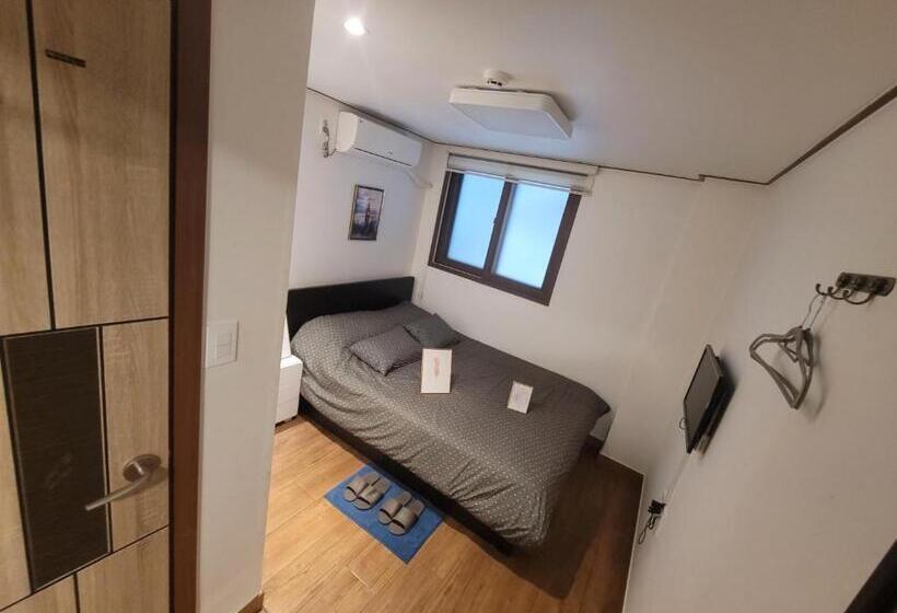 スタンダードルーム, Olive Hostel Myeongdong