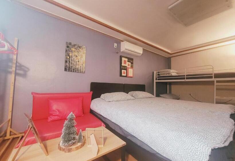 テラス付きスタンダードワンルーム, Olive Hostel Myeongdong