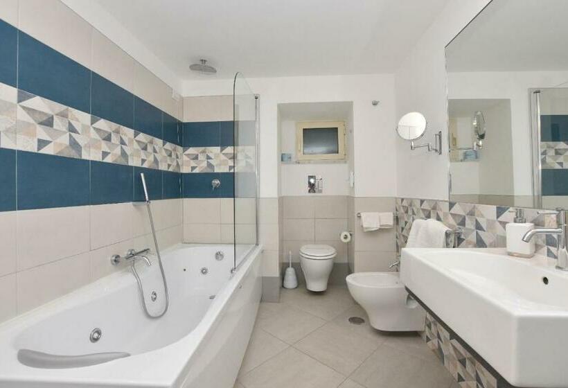 이코노미 룸, Amalfi Casa Angelina