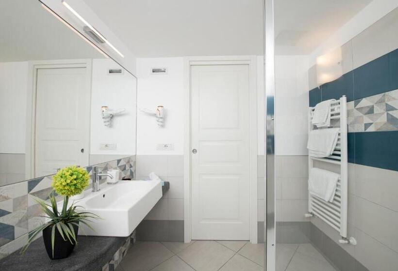 이코노미 룸, Amalfi Casa Angelina