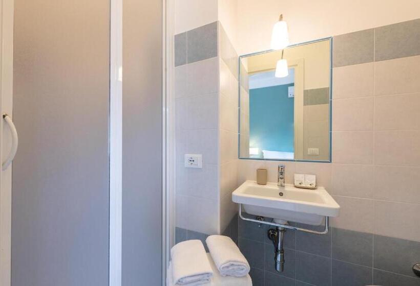 חדר סטנדרט לשלושה, Aurelia Home Guest House