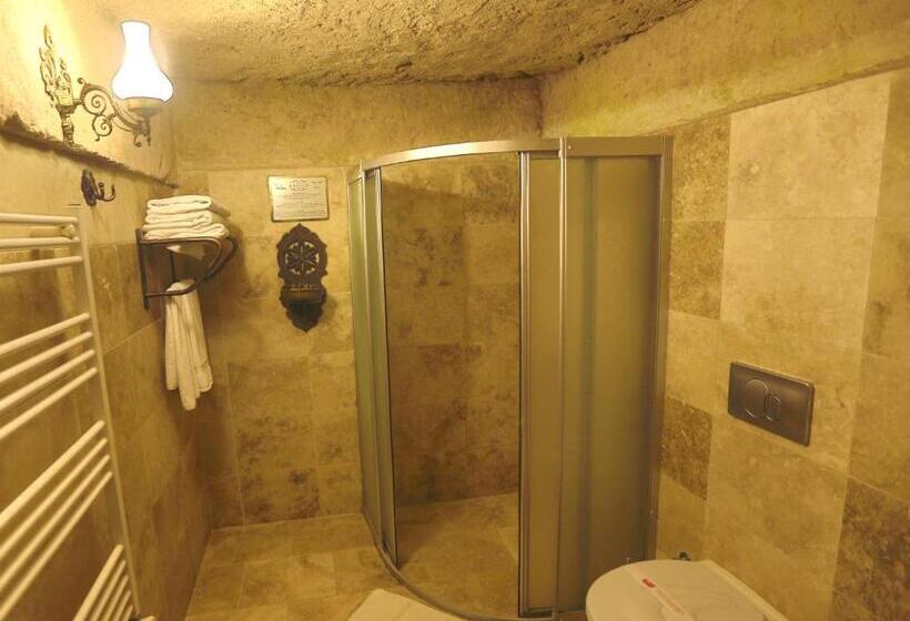 غرفة قياسية ثلاثية مزودة بشرفة, Cappadocia Abras Cave