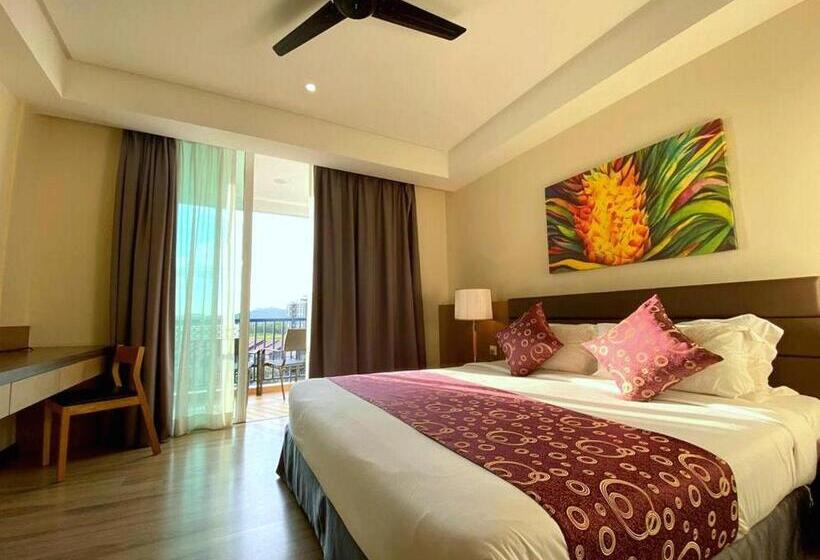 Номер Deluxe, Dayang Bay Resort Langkawi