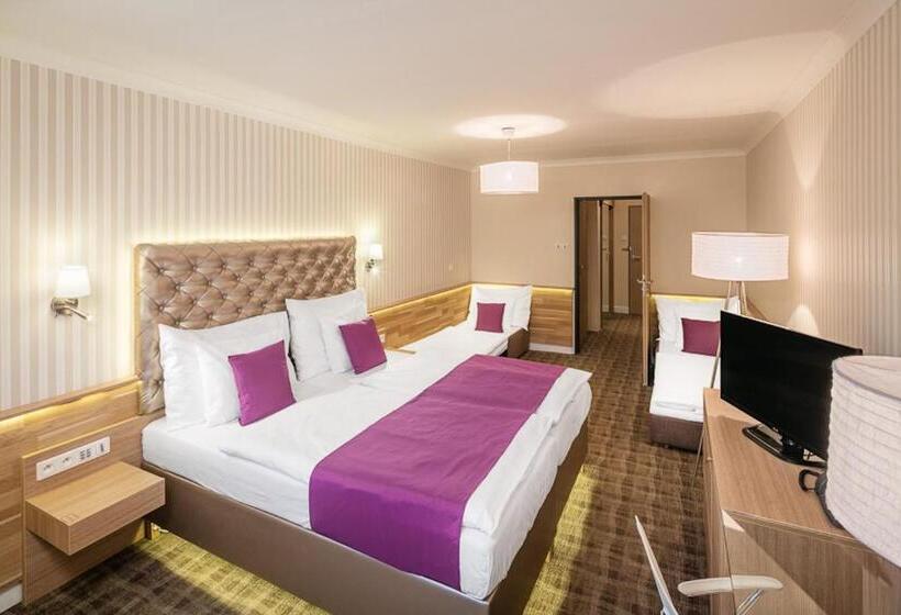 اتاق لوکس چهار تخته, Pytloun Wellness Hotel Harrachov