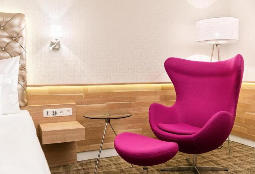 豪华家庭房间, Pytloun Wellness Hotel Harrachov