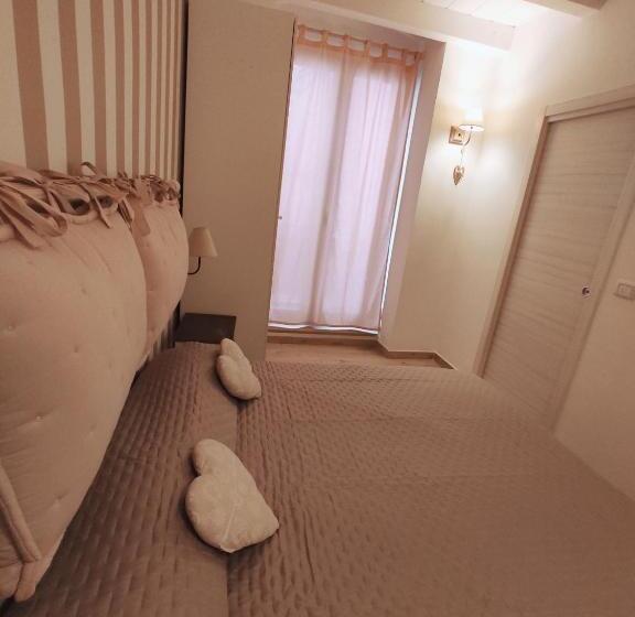 اتاق استاندارد با بالکن, B&b La Maison Del Borgo Antico