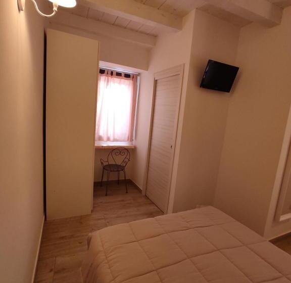 اتاق استاندارد, B&b La Maison Del Borgo Antico