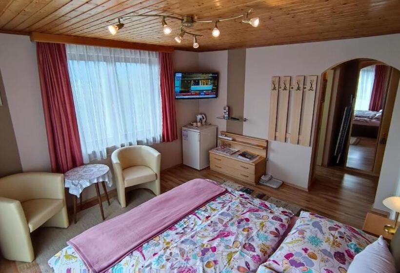 اتاق استاندارد با بالکن, Ferienparadies Gutounik