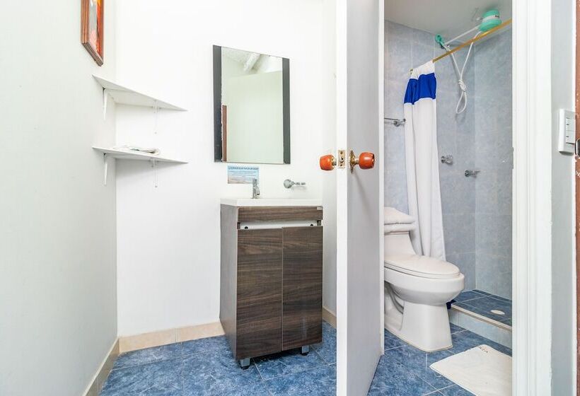 Quarto Triplo Estandar, Casa Hotel Victoria