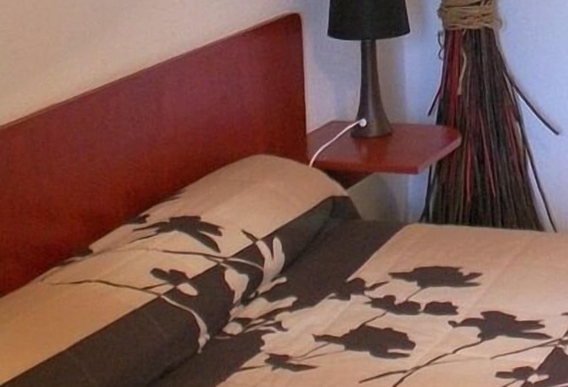 Номер Стандарт, Logis Hôtel Restaurant Le Vieux Fusil