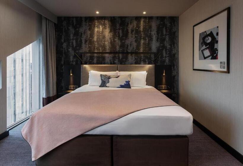 Номер Superior Кровать Кинг, Montcalm East, Autograph Collection