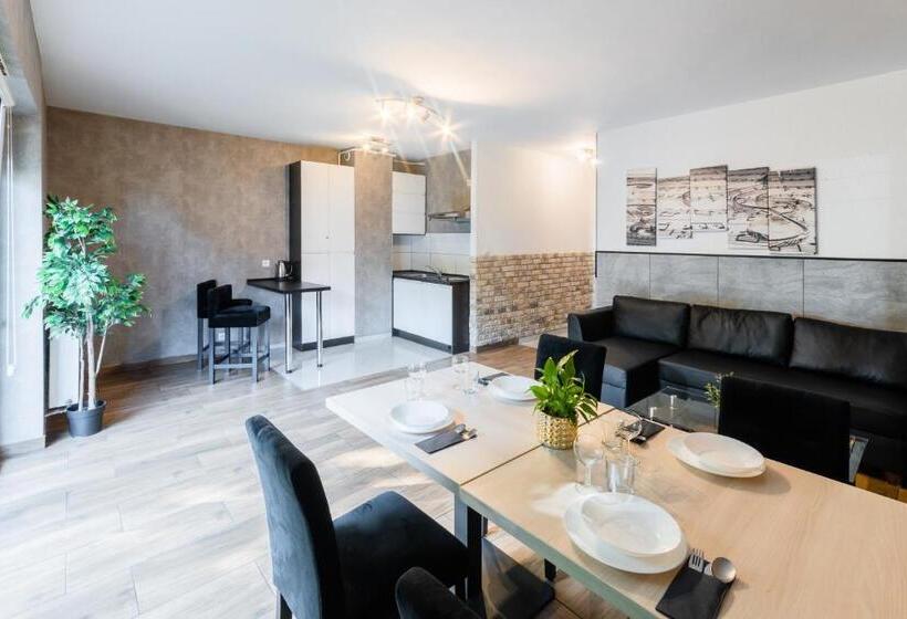 شقة غرفة نوم واحدة مزودة بشُرفة, Apartamenty Katowice By Lantier   Bytom   Chorzów