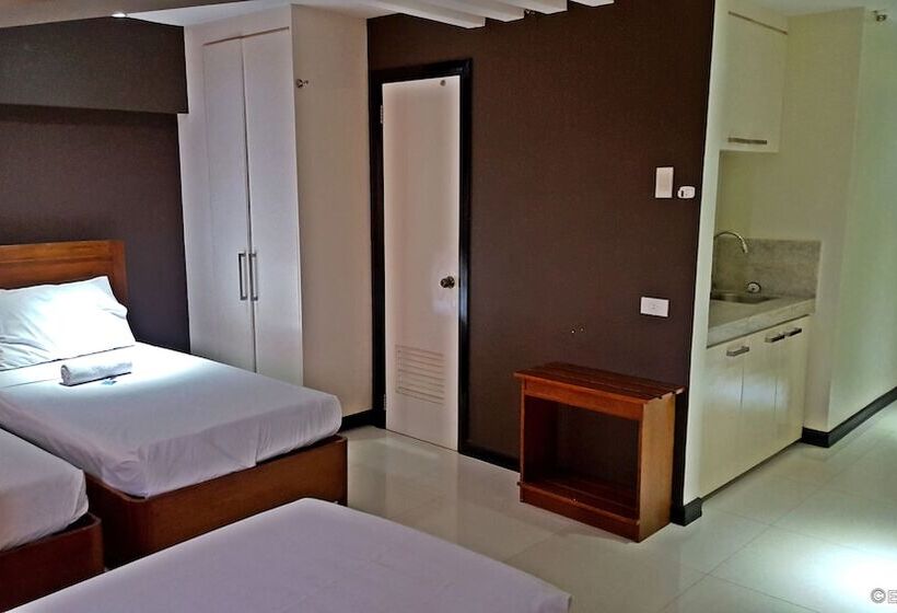 Четырехместный Номер Deluxe, Palawan Palm Suites