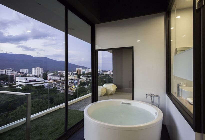 سوئیت 2 خوابه, Eastin Tan Hotel Chiang Mai