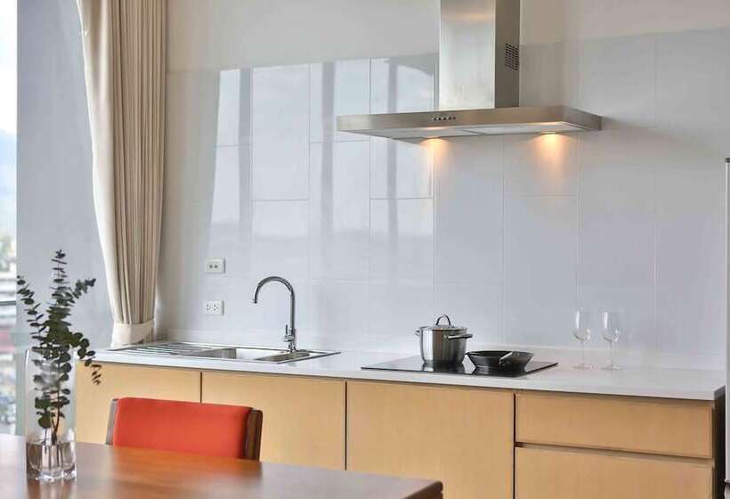 3 Bedroom Duplex Apartment, Eastin Tan Hotel Chiang Mai