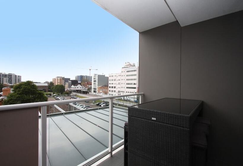 침실 1개 아파트, Honeysuckle Executive Apartments