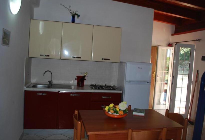 Апартаменты 2 Спальни, Residence Emarine