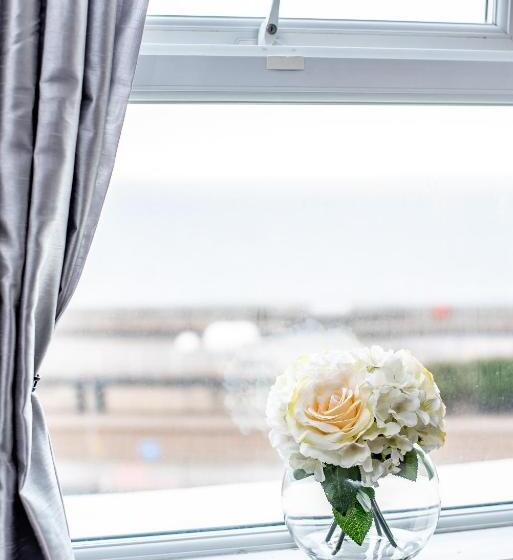 패밀리 룸 바다 전망, Trivelles Seaview