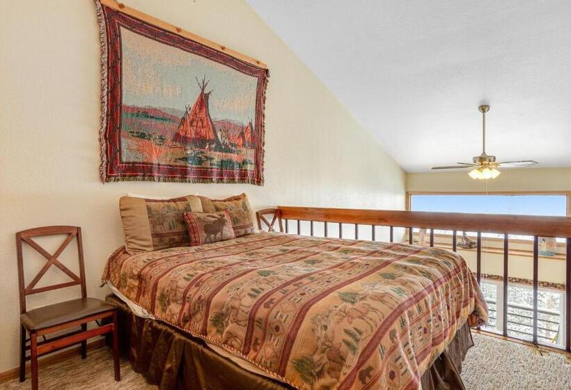 Апартаменты 1 Спальня, Buffalo Village 306