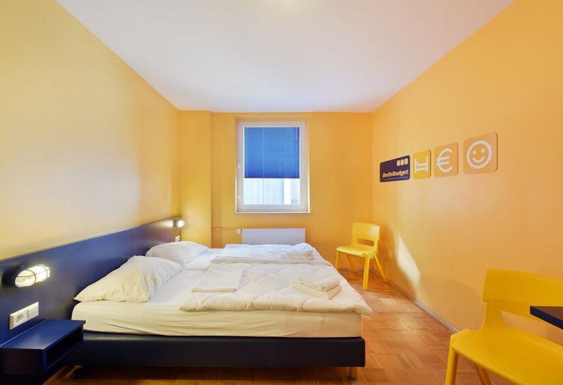 Номер Стандарт Индивидуальный Совместная Ванная, Bed Nbudget City   Hostel