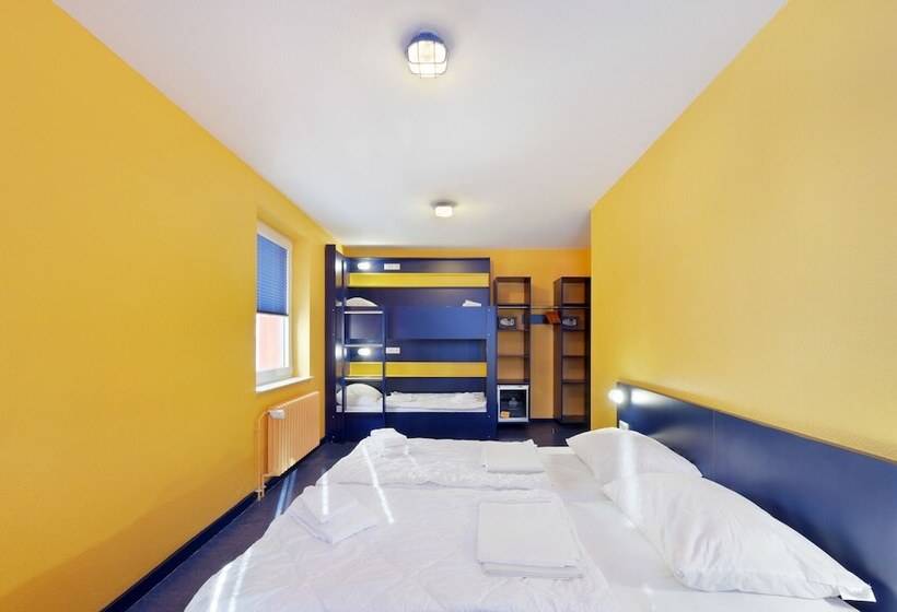 Кровать в Общей Комнате, Bed Nbudget City   Hostel