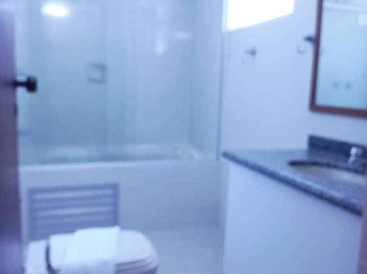 Suíte Deluxe, Biazi Plaza