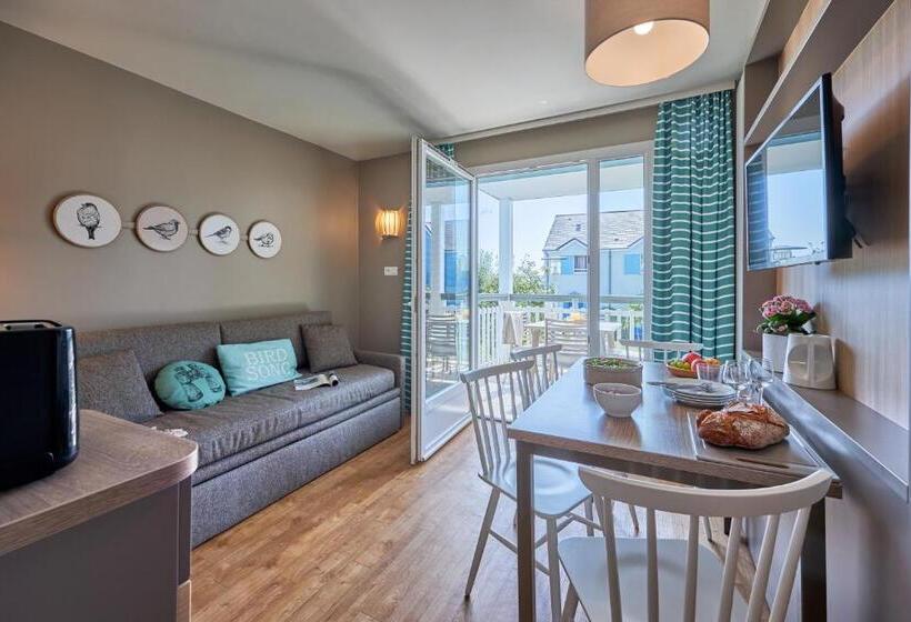 Апартаменты 1 Спальня с Террасой, Pierre & Vacances Residence Le Chant Des Oiseaux