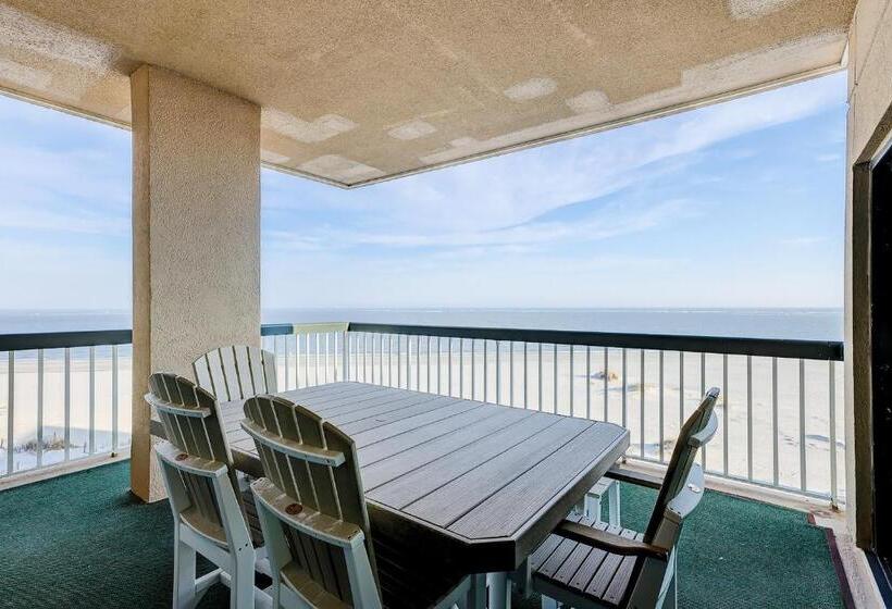 Апартаменты 3 Спальни, Ocean Club 1301
