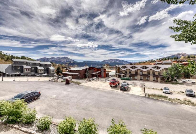 آپارتمان 2 خوابه, Beautiful Mountain View Condo