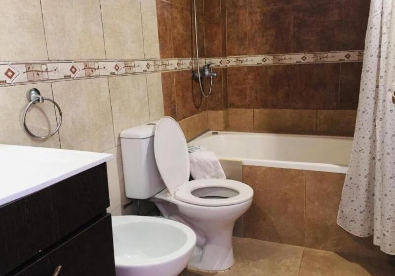 Номер Стандарт, Hampton Inn By Hilton Lloydminster