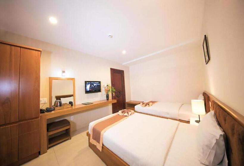 اتاق سوپریور, Valentine Luxury Hotel   31 Bui Vien Street