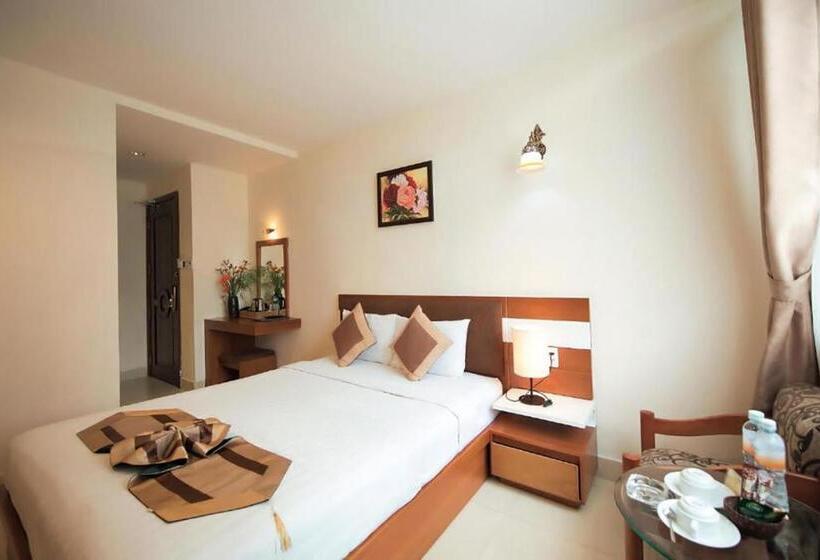اتاق لوکس, Valentine Luxury Hotel   31 Bui Vien Street