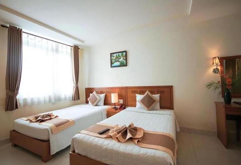 اتاق لوکس, Valentine Luxury Hotel   31 Bui Vien Street