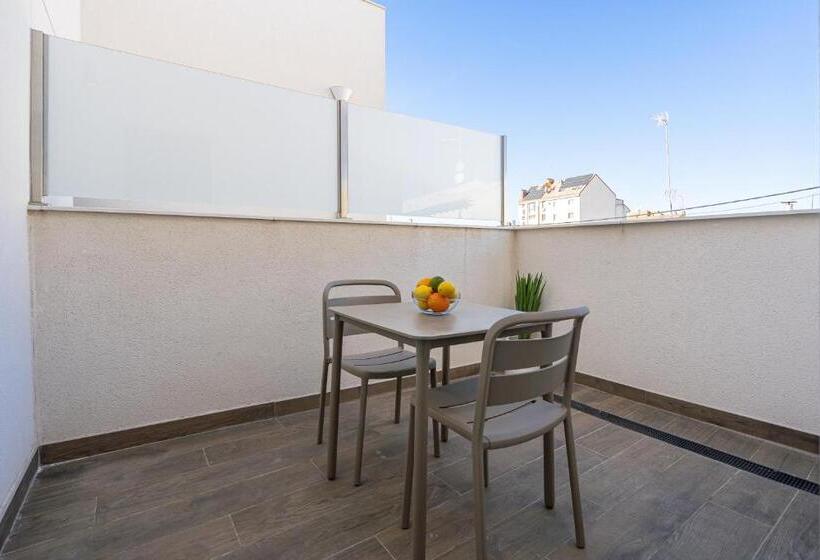 آپارتمان 1 خوابه با تراس, Feelathome Castilla Apartments