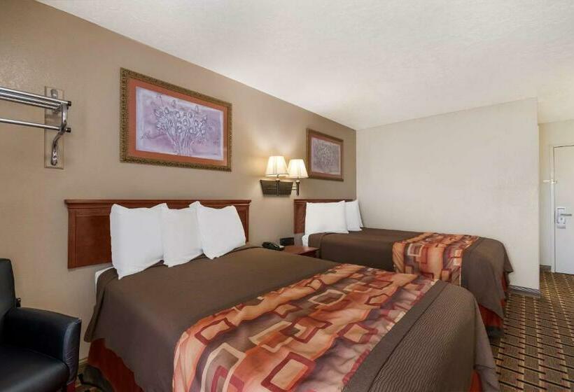 Номер Стандарт 2 Двуспальные Кровати, Surestay Hotel By Best Western Duncan