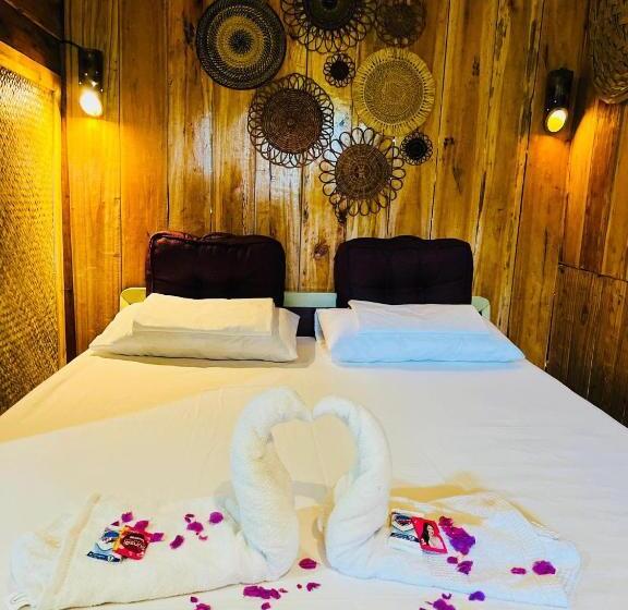 اتاق لوکس, Bohol Island Homestay