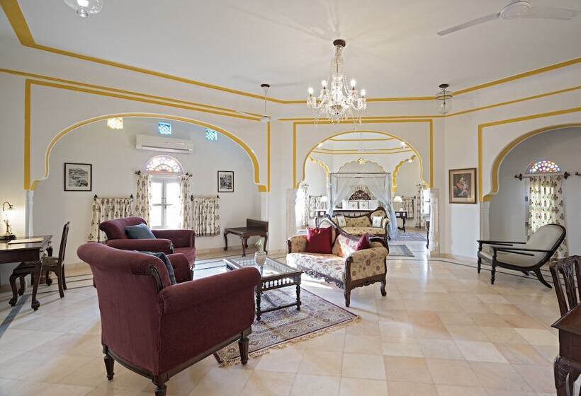 디럭스 룸, Alsisar Mahal  Heritage