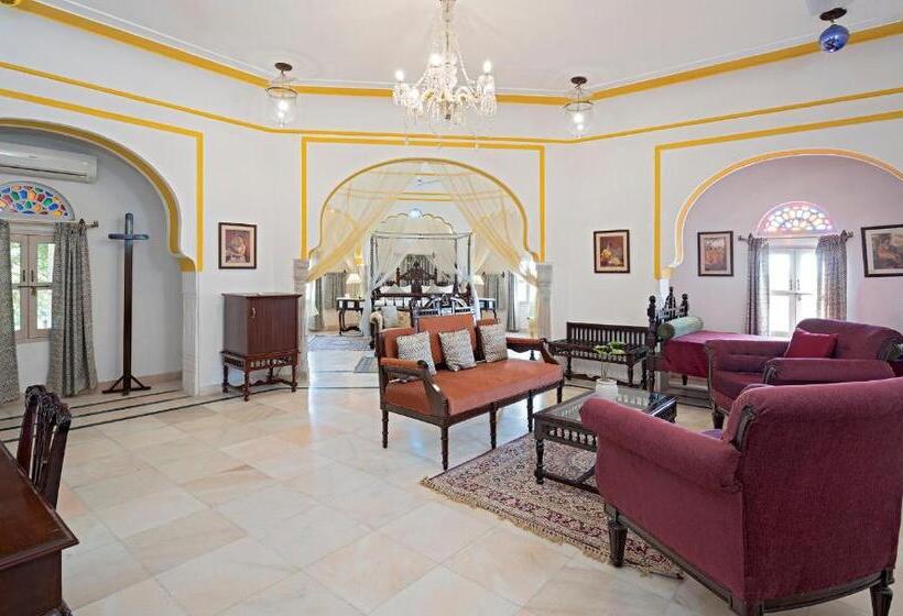 디럭스 룸, Alsisar Mahal  Heritage