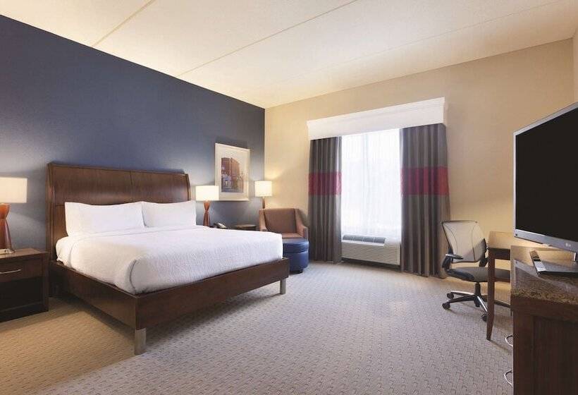 Номер Стандарт Адаптированный для Инвалидов, Hilton Garden Inn Falls Church