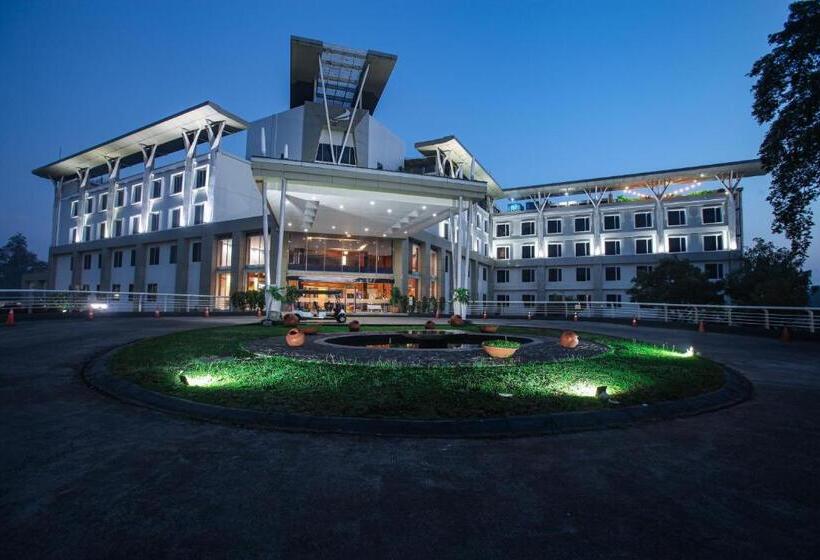 اتاق اجرایی با تخت بزرگ, The Royale Krakatau