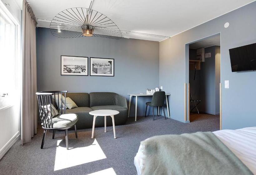 수피리어 트리플 룸, Ersta Hotell & Konferens