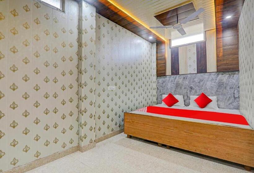 Трехместный Номер Классика, A5 Hotel And Dormitory