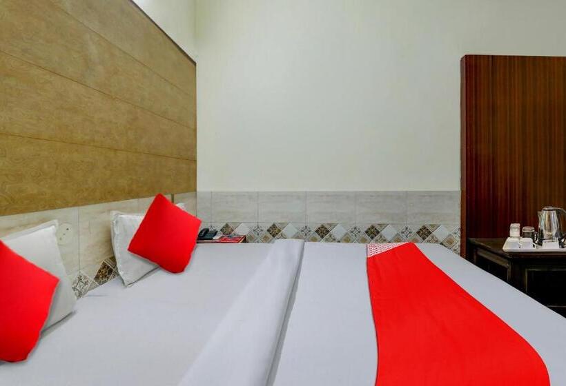 Трехместный Номер Классика, A5 Hotel And Dormitory