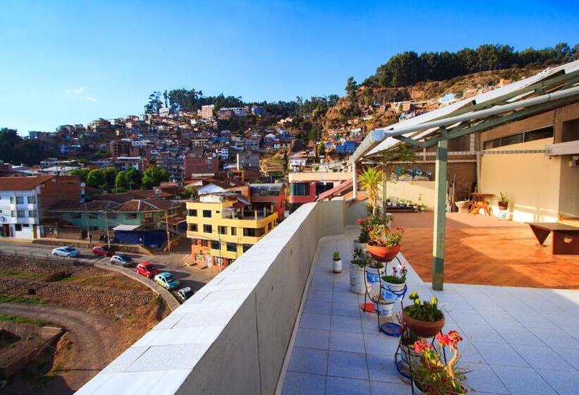 Апартаменты 2 Спальни, T Ika Guest House