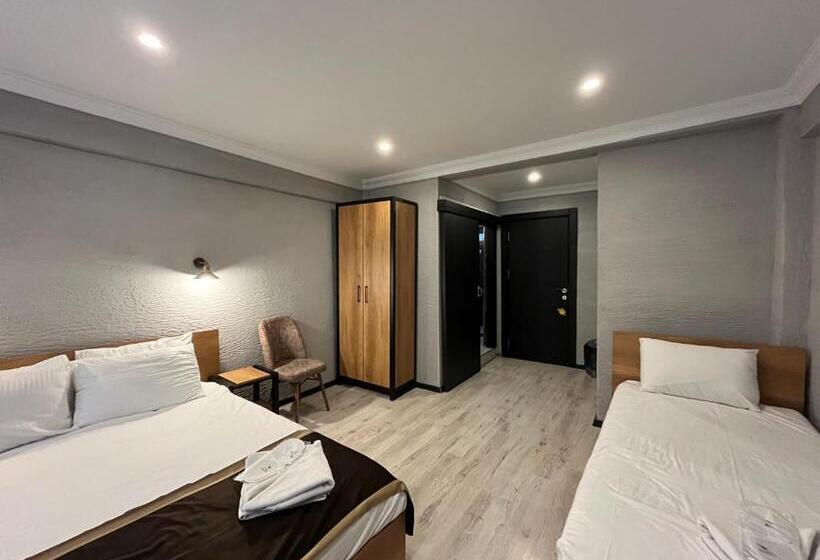 スーペリアトリプルルーム, Saffron Hotel Old City