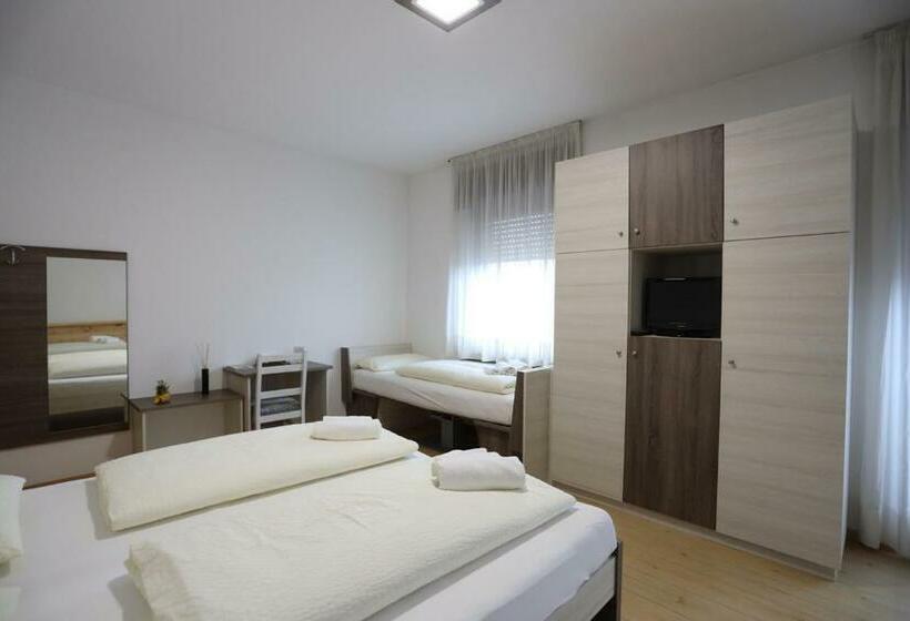 4인용 스탠다드 룸, Albergo Bellaria