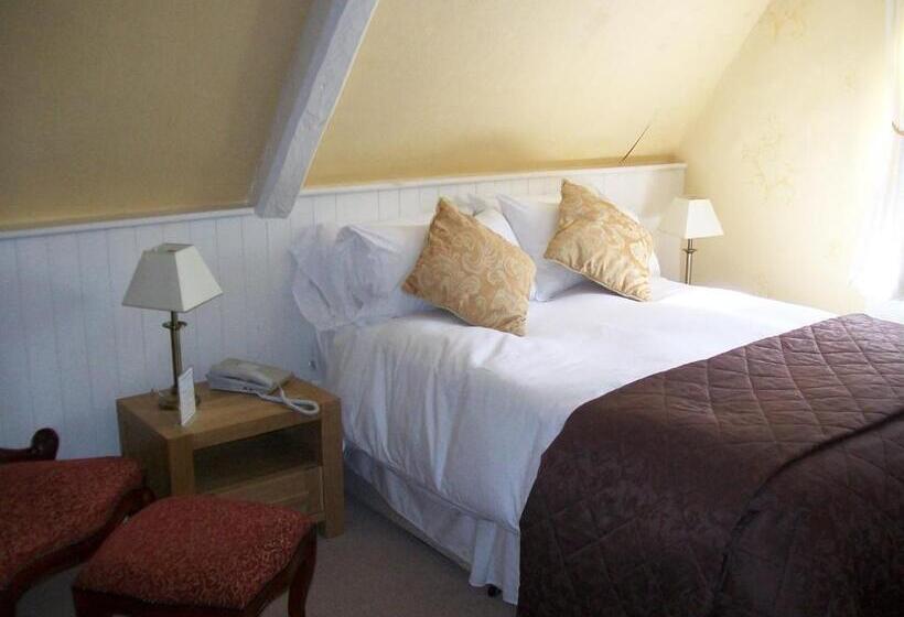 Номер Deluxe, Chapel House