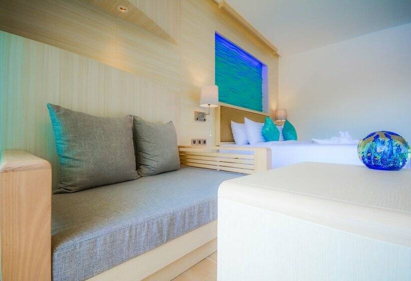 اتاق سوپریور, Crystal Wild Resort Panwa Phuket