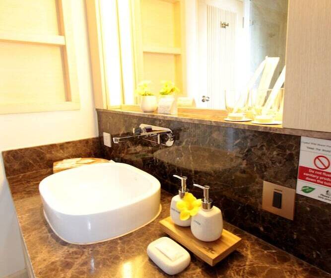 اتاق پرمیوم, Crystal Wild Resort Panwa Phuket