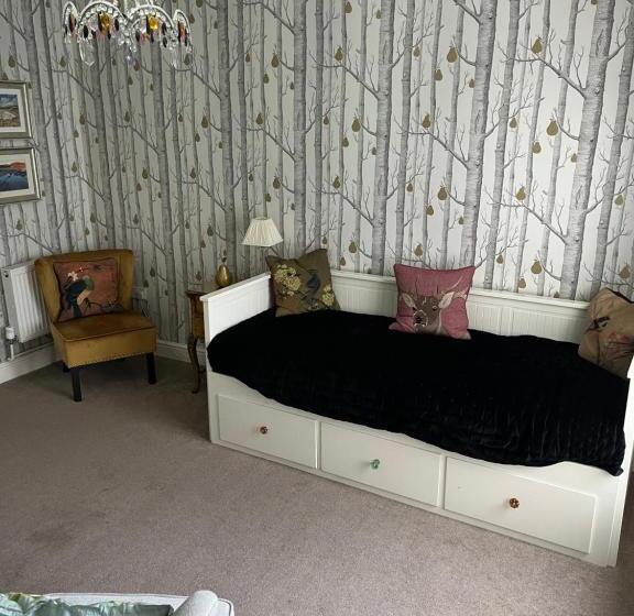 Suíte, Tides Reach Guest House